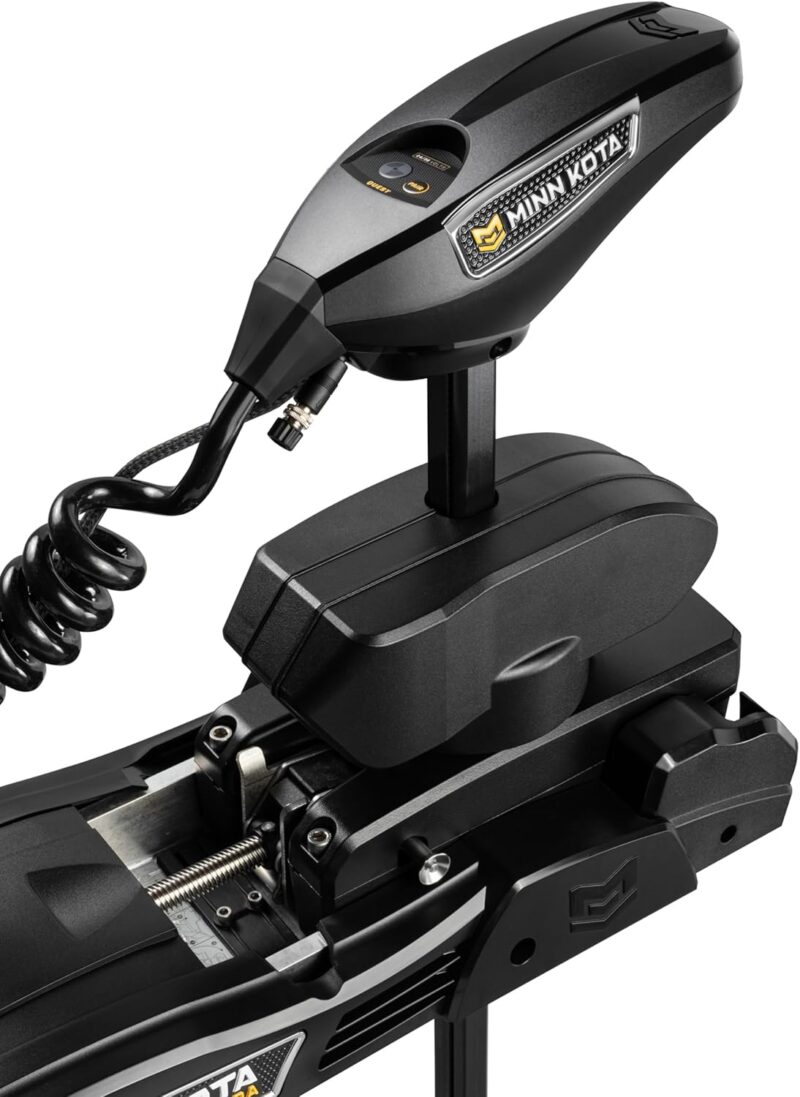 Minn Kota 1358503 Ulterra Quest 90/115 lb. Thrust, 72" Shaft, MEGA Side Imaging, Wireless Remote - Image 4